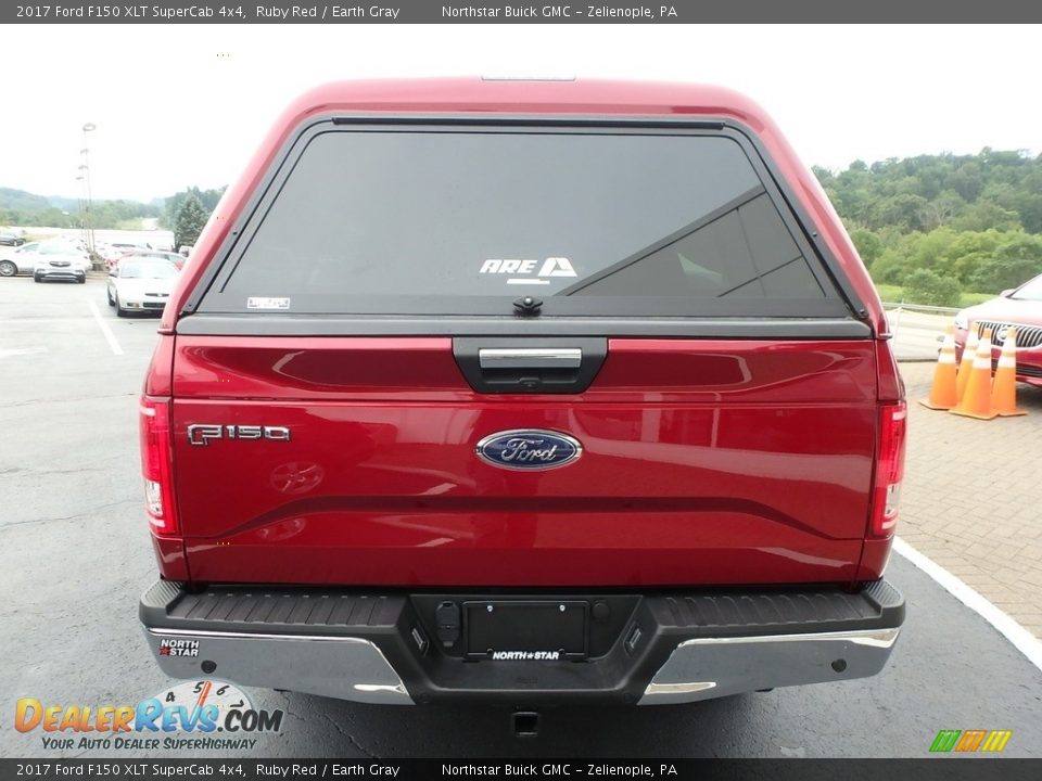 2017 Ford F150 XLT SuperCab 4x4 Ruby Red / Earth Gray Photo #11