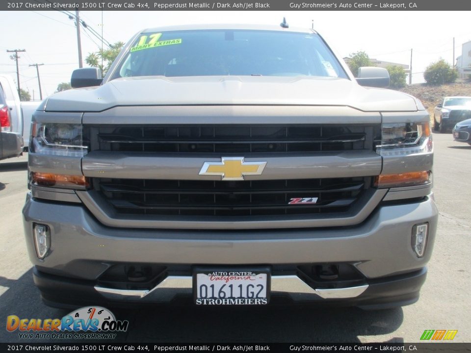 2017 Chevrolet Silverado 1500 LT Crew Cab 4x4 Pepperdust Metallic / Dark Ash/Jet Black Photo #2