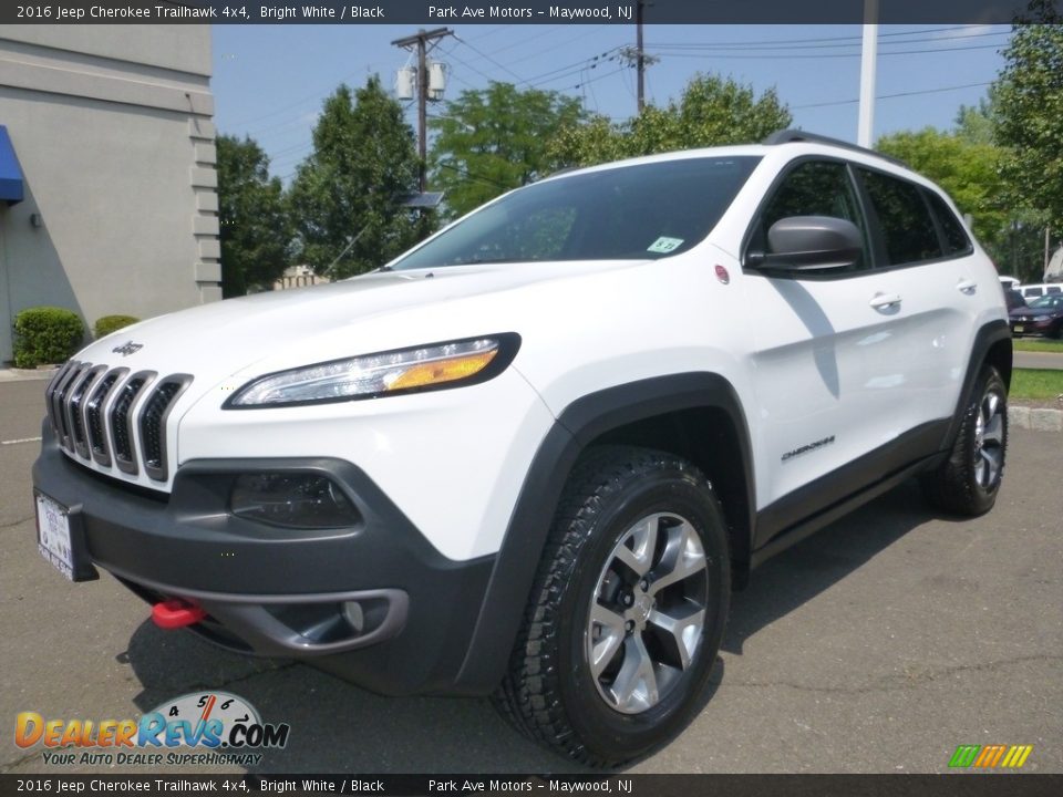 2016 Jeep Cherokee Trailhawk 4x4 Bright White / Black Photo #1