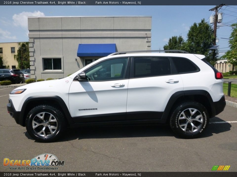 2016 Jeep Cherokee Trailhawk 4x4 Bright White / Black Photo #2