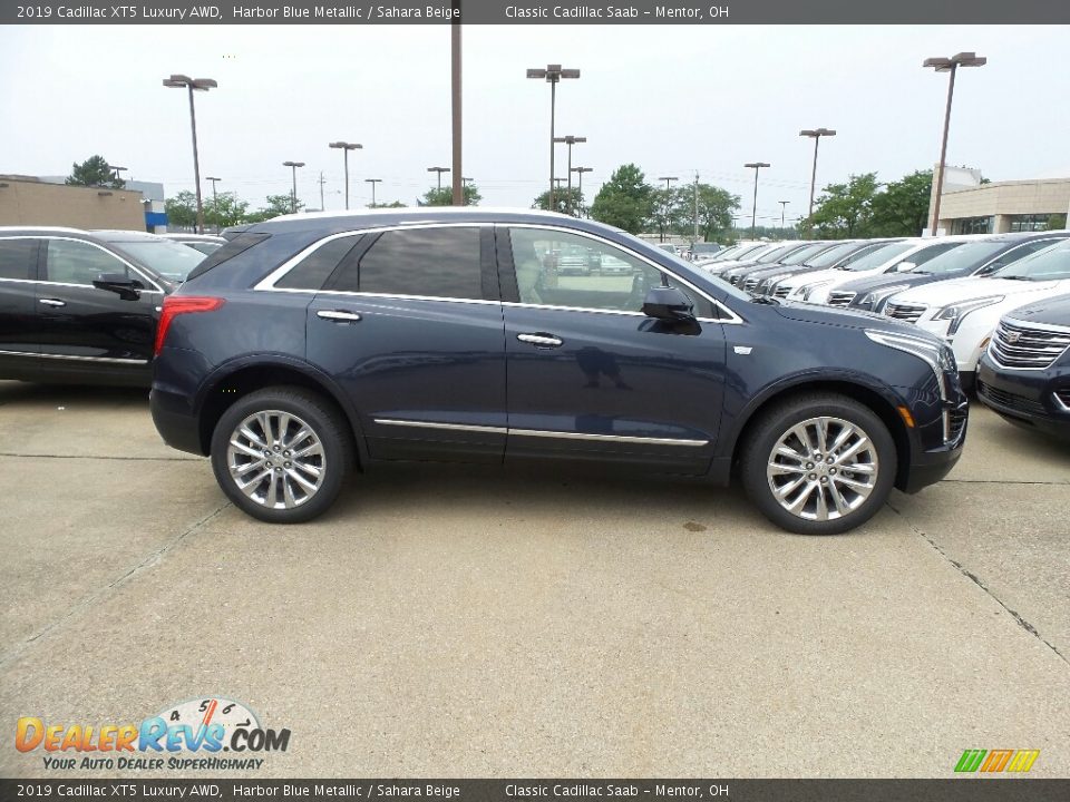 2019 Cadillac XT5 Luxury AWD Harbor Blue Metallic / Sahara Beige Photo #2