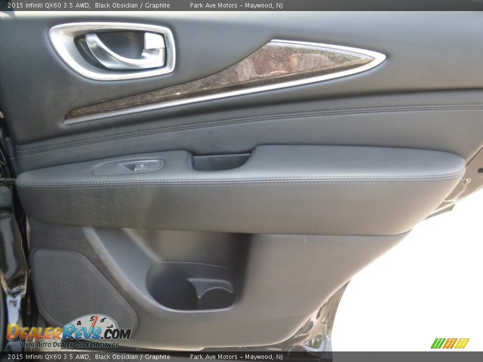 2015 Infiniti QX60 3.5 AWD Black Obsidian / Graphite Photo #18