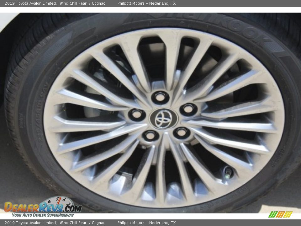 2019 Toyota Avalon Limited Wind Chill Pearl / Cognac Photo #4