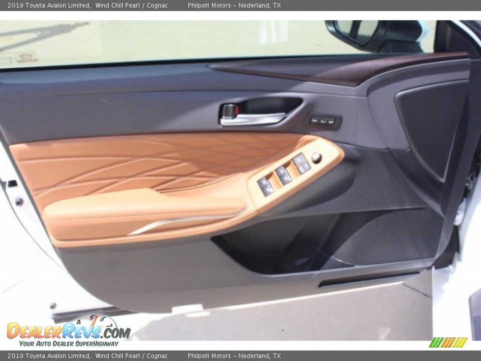 2019 Toyota Avalon Limited Wind Chill Pearl / Cognac Photo #12