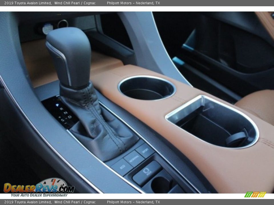 2019 Toyota Avalon Limited Wind Chill Pearl / Cognac Photo #19