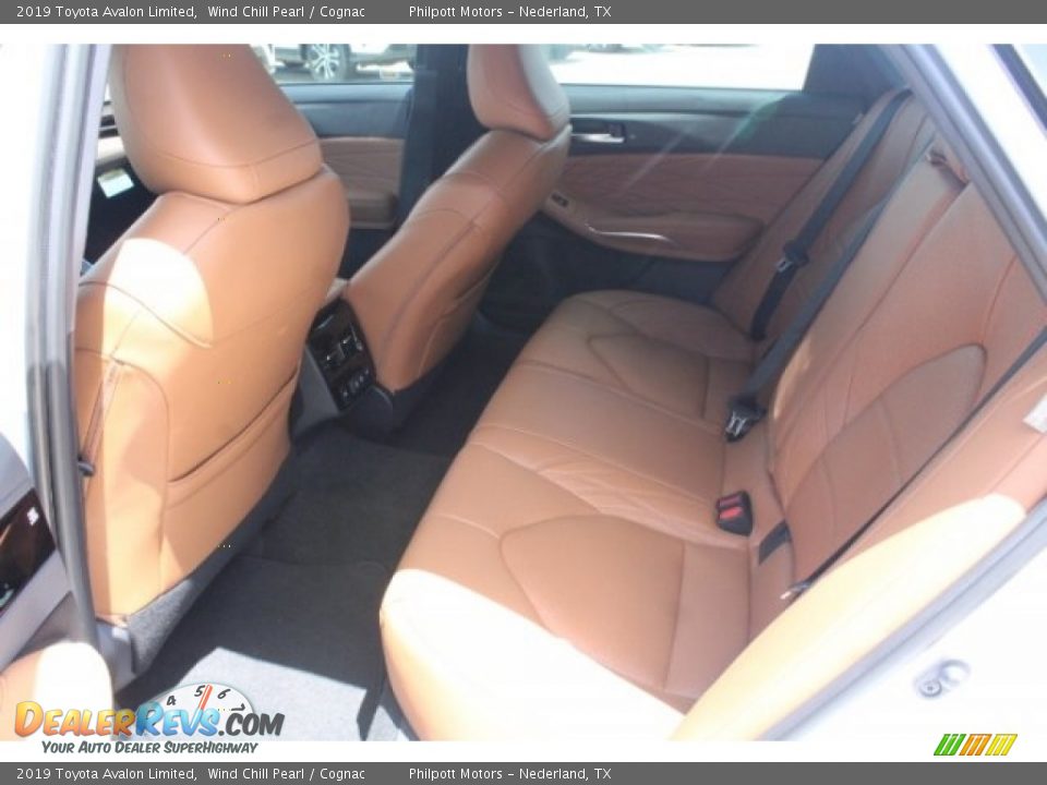 2019 Toyota Avalon Limited Wind Chill Pearl / Cognac Photo #25