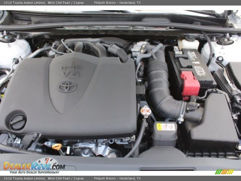 2019 Toyota Avalon Limited Wind Chill Pearl / Cognac Photo #35