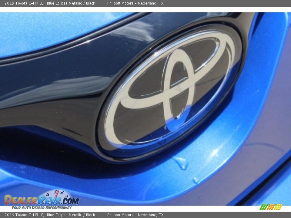 2019 Toyota C-HR LE Blue Eclipse Metallic / Black Photo #11