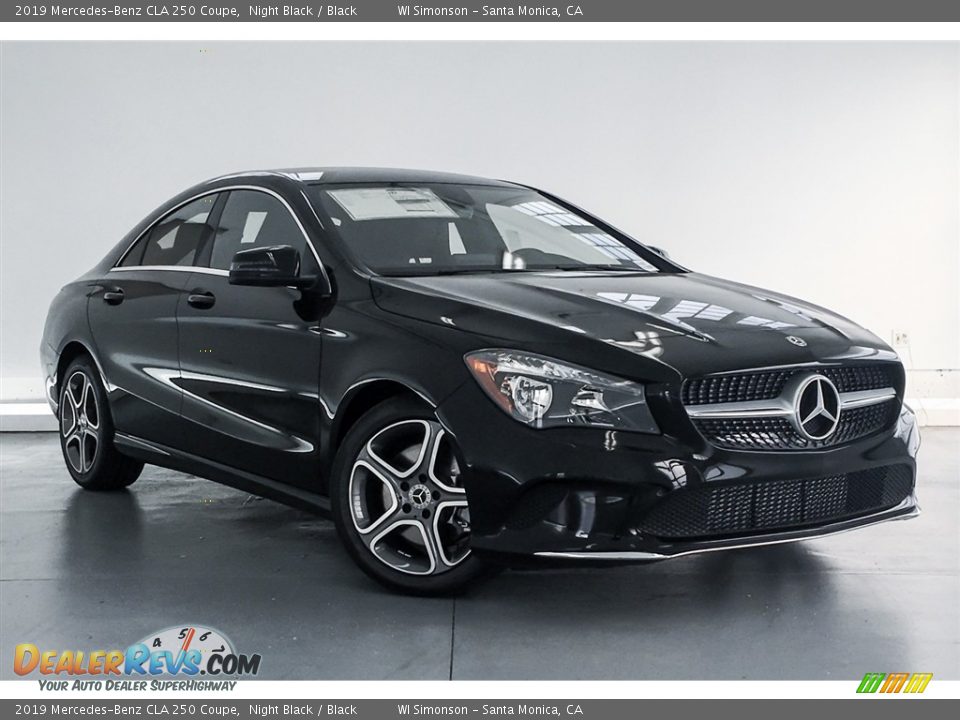 Front 3/4 View of 2019 Mercedes-Benz CLA 250 Coupe Photo #12