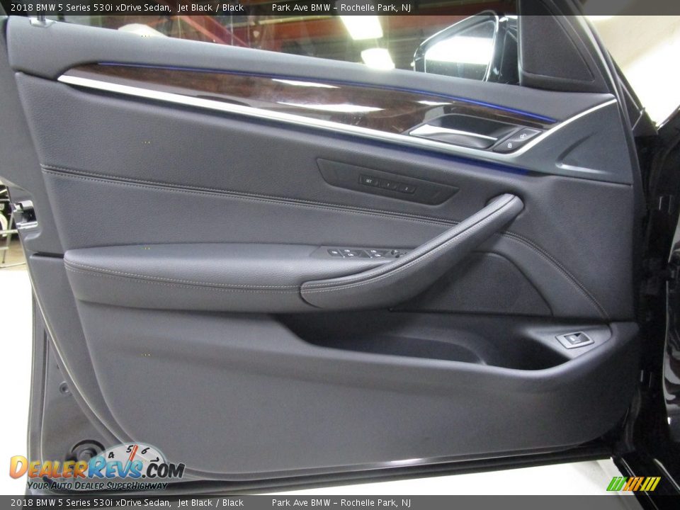 2018 BMW 5 Series 530i xDrive Sedan Jet Black / Black Photo #10