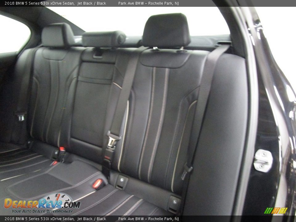2018 BMW 5 Series 530i xDrive Sedan Jet Black / Black Photo #14