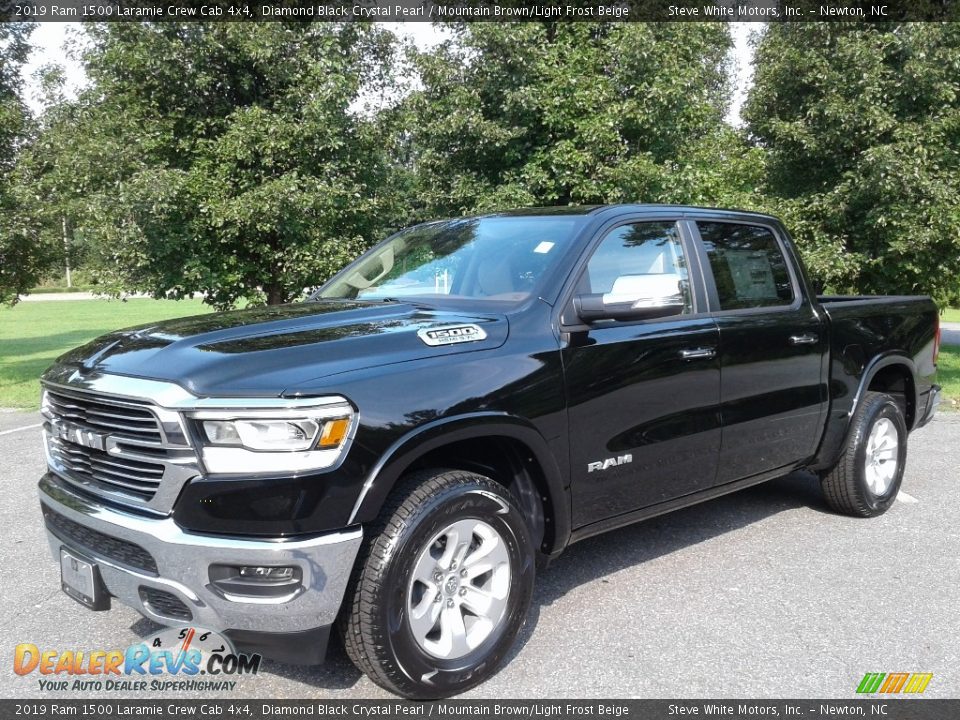 2019 Ram 1500 Laramie Crew Cab 4x4 Diamond Black Crystal Pearl / Mountain Brown/Light Frost Beige Photo #2