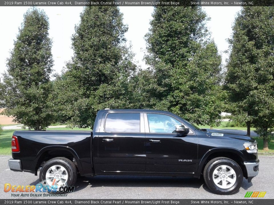 2019 Ram 1500 Laramie Crew Cab 4x4 Diamond Black Crystal Pearl / Mountain Brown/Light Frost Beige Photo #5