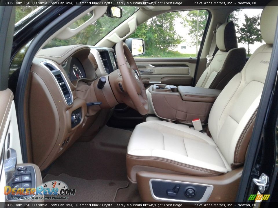 2019 Ram 1500 Laramie Crew Cab 4x4 Diamond Black Crystal Pearl / Mountain Brown/Light Frost Beige Photo #10