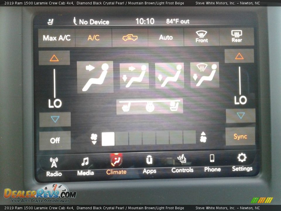 2019 Ram 1500 Laramie Crew Cab 4x4 Diamond Black Crystal Pearl / Mountain Brown/Light Frost Beige Photo #25