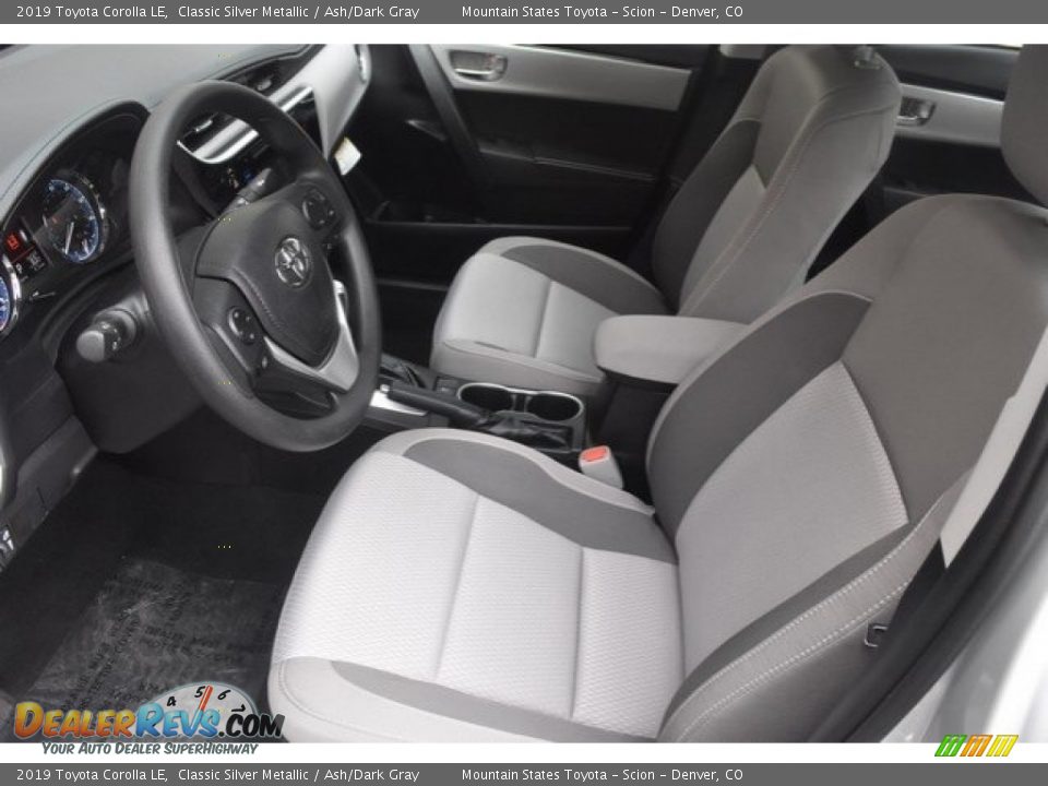 2019 Toyota Corolla LE Classic Silver Metallic / Ash/Dark Gray Photo #6