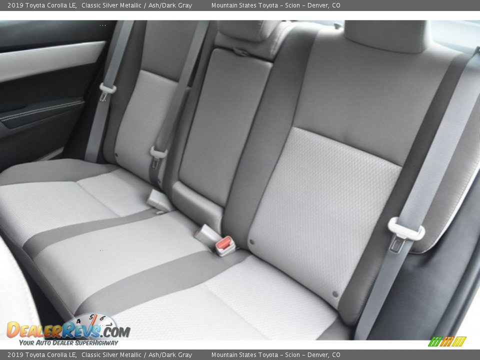 2019 Toyota Corolla LE Classic Silver Metallic / Ash/Dark Gray Photo #15
