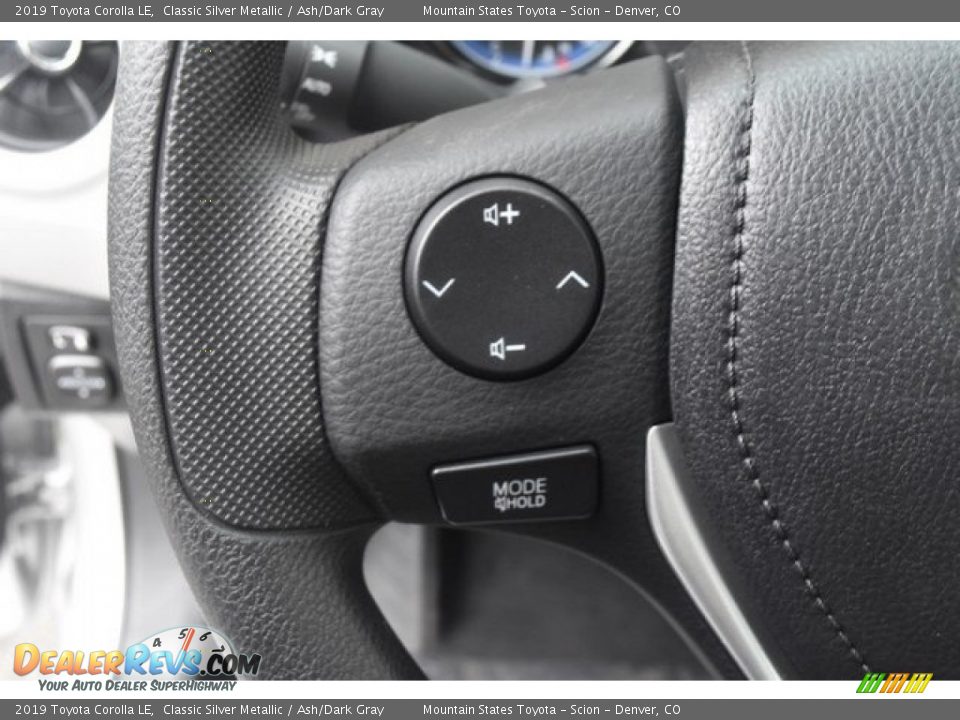 2019 Toyota Corolla LE Classic Silver Metallic / Ash/Dark Gray Photo #25