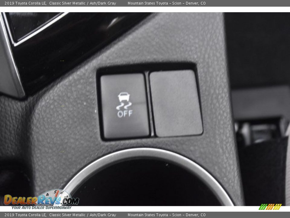 2019 Toyota Corolla LE Classic Silver Metallic / Ash/Dark Gray Photo #29