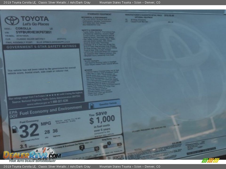 2019 Toyota Corolla LE Classic Silver Metallic / Ash/Dark Gray Photo #36