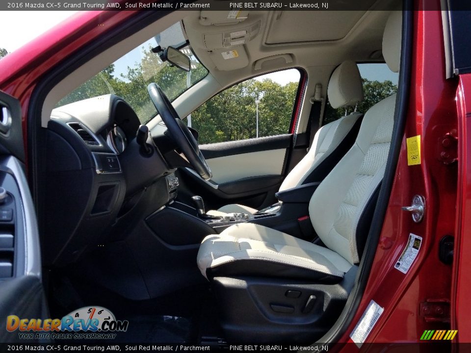 2016 Mazda CX-5 Grand Touring AWD Soul Red Metallic / Parchment Photo #25