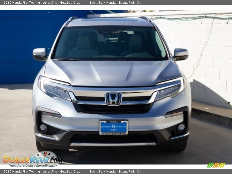 2019 Honda Pilot Touring Lunar Silver Metallic / Gray Photo #3