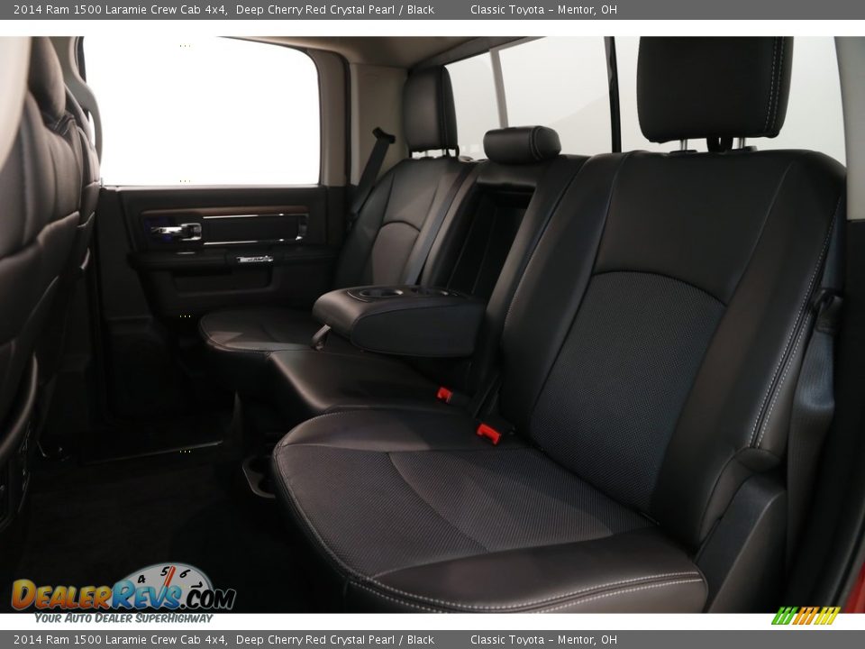 2014 Ram 1500 Laramie Crew Cab 4x4 Deep Cherry Red Crystal Pearl / Black Photo #32