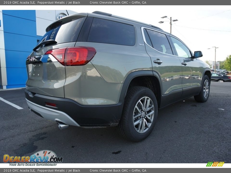 2019 GMC Acadia SLE Pepperdust Metallic / Jet Black Photo #13