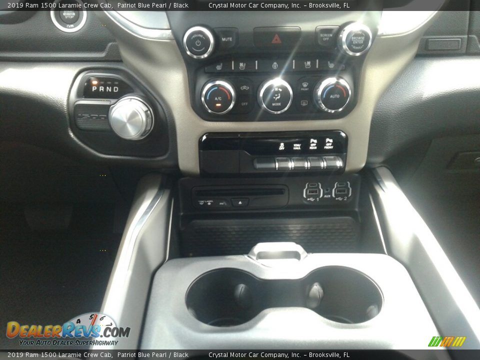 2019 Ram 1500 Laramie Crew Cab Patriot Blue Pearl / Black Photo #16