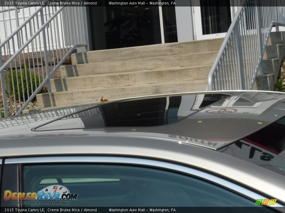 2015 Toyota Camry LE Creme Brulee Mica / Almond Photo #4