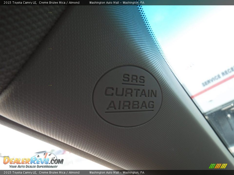 2015 Toyota Camry LE Creme Brulee Mica / Almond Photo #20