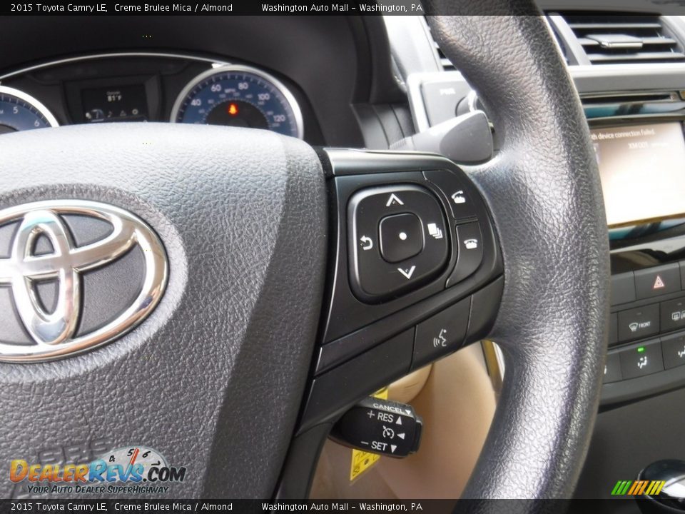 2015 Toyota Camry LE Creme Brulee Mica / Almond Photo #22
