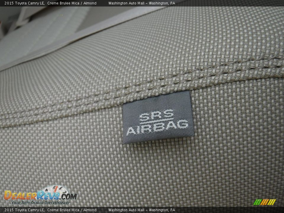 2015 Toyota Camry LE Creme Brulee Mica / Almond Photo #24
