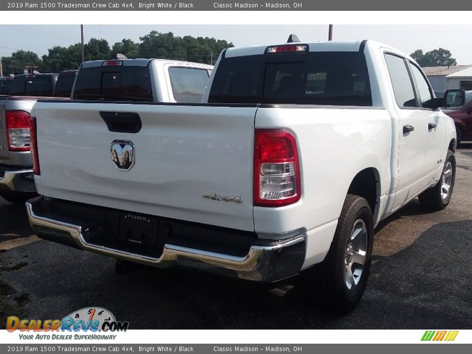 2019 Ram 1500 Tradesman Crew Cab 4x4 Bright White / Black Photo #2