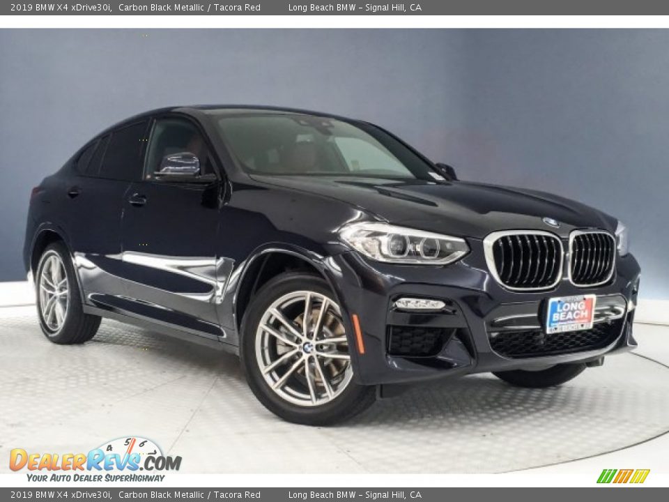 Front 3/4 View of 2019 BMW X4 xDrive30i Photo #12