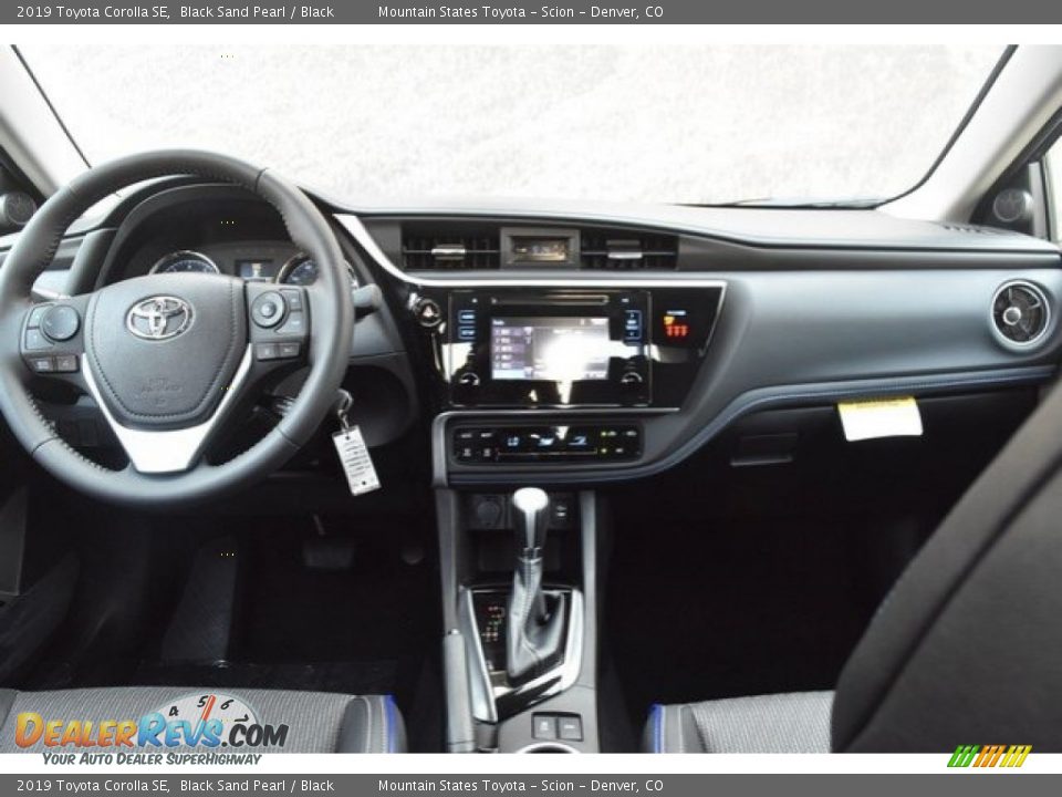 2019 Toyota Corolla SE Black Sand Pearl / Black Photo #8
