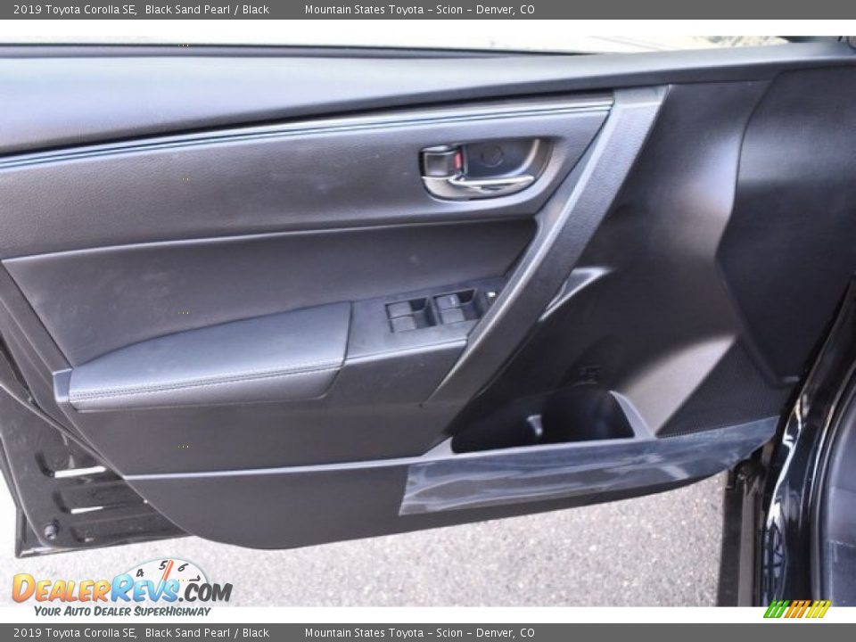 2019 Toyota Corolla SE Black Sand Pearl / Black Photo #19