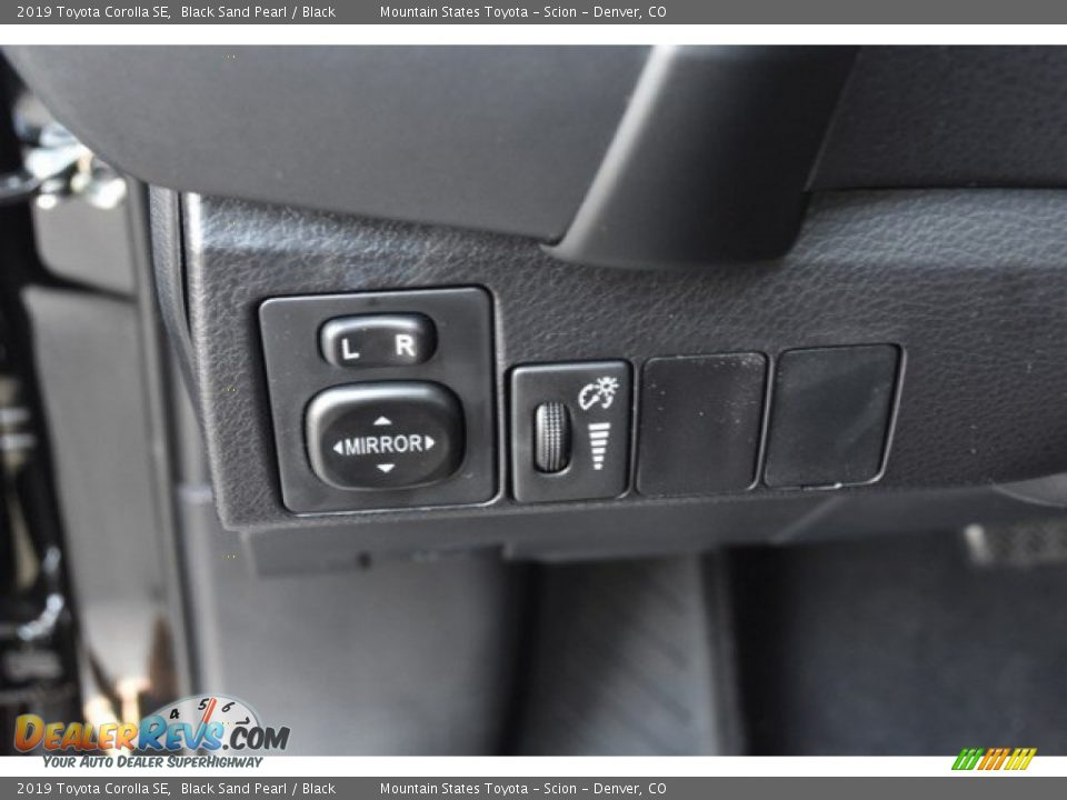 2019 Toyota Corolla SE Black Sand Pearl / Black Photo #24