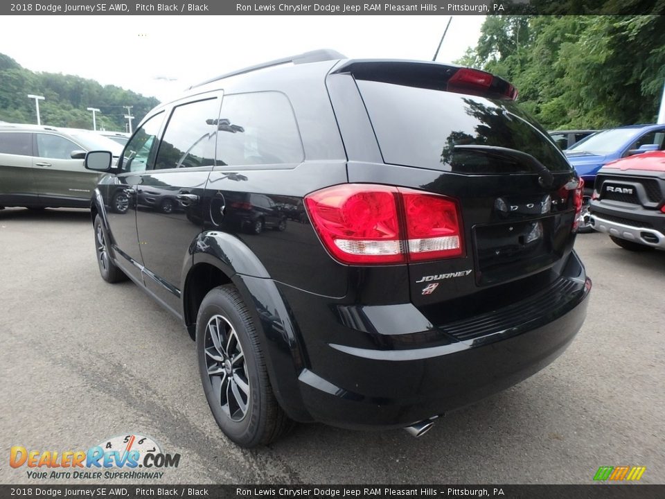 2018 Dodge Journey SE AWD Pitch Black / Black Photo #3
