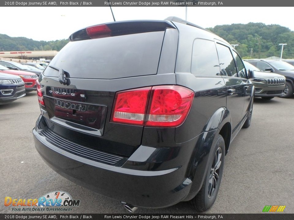 2018 Dodge Journey SE AWD Pitch Black / Black Photo #5