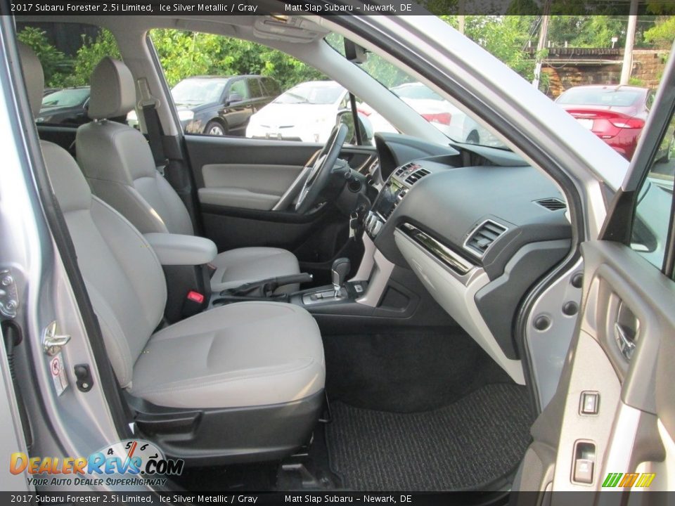 2017 Subaru Forester 2.5i Limited Ice Silver Metallic / Gray Photo #18