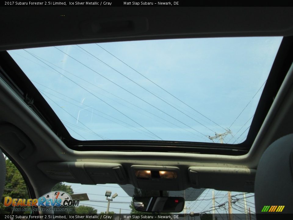 2017 Subaru Forester 2.5i Limited Ice Silver Metallic / Gray Photo #21