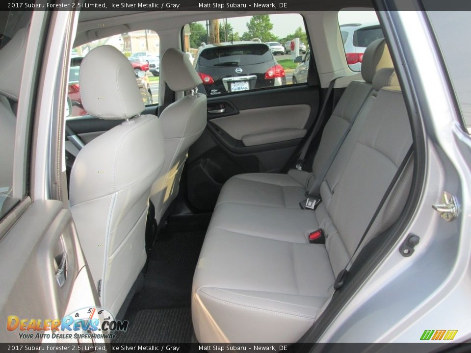 2017 Subaru Forester 2.5i Limited Ice Silver Metallic / Gray Photo #22