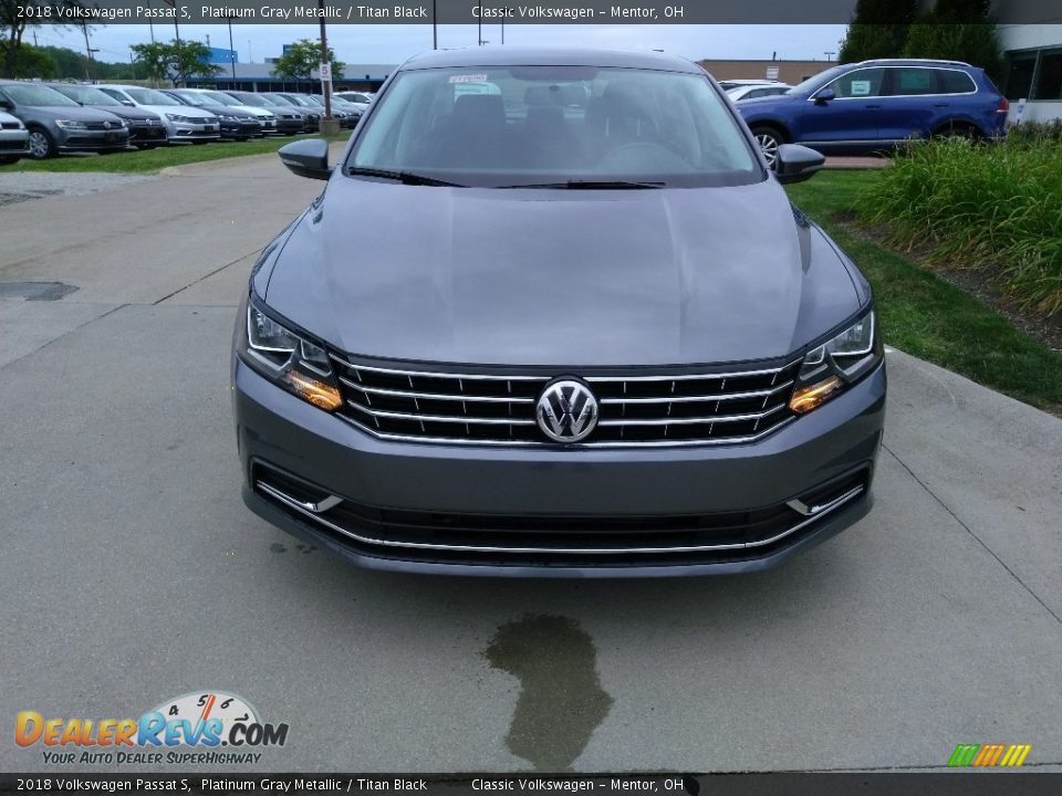 2018 Volkswagen Passat S Platinum Gray Metallic / Titan Black Photo #1