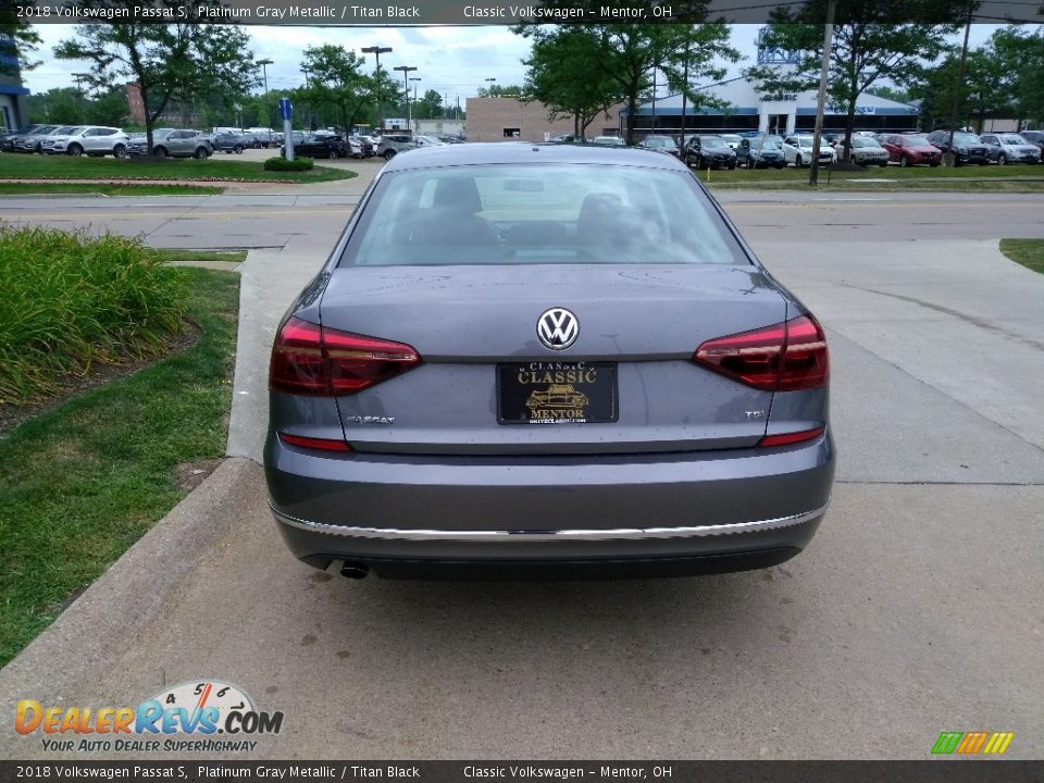 2018 Volkswagen Passat S Platinum Gray Metallic / Titan Black Photo #5