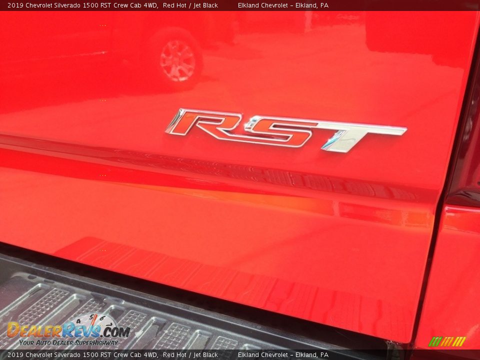 2019 Chevrolet Silverado 1500 RST Crew Cab 4WD Logo Photo #7