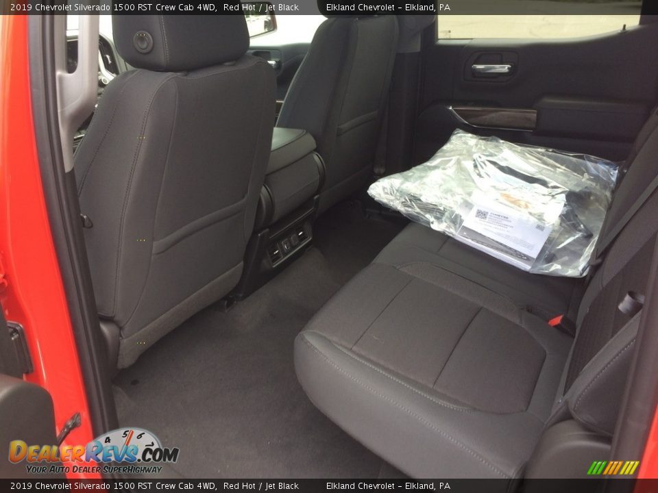 Rear Seat of 2019 Chevrolet Silverado 1500 RST Crew Cab 4WD Photo #17