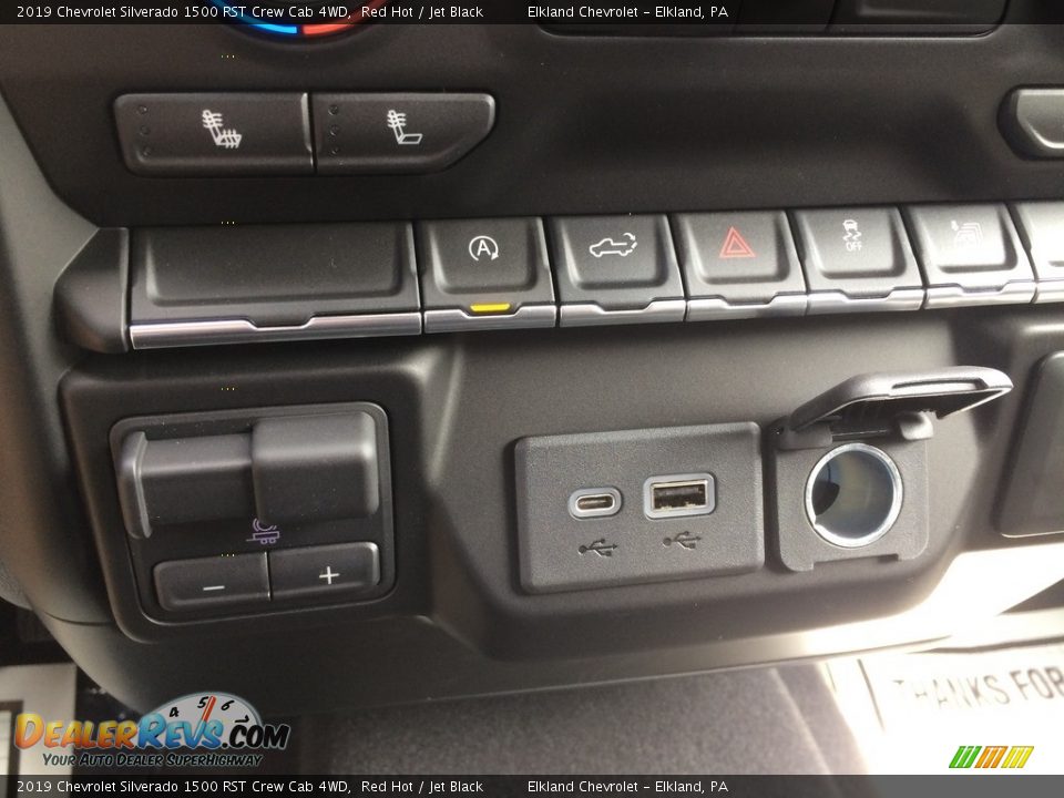 Controls of 2019 Chevrolet Silverado 1500 RST Crew Cab 4WD Photo #21