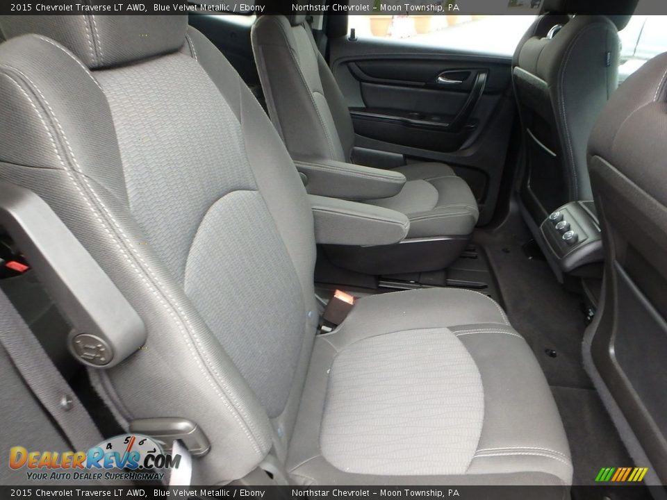2015 Chevrolet Traverse LT AWD Blue Velvet Metallic / Ebony Photo #18