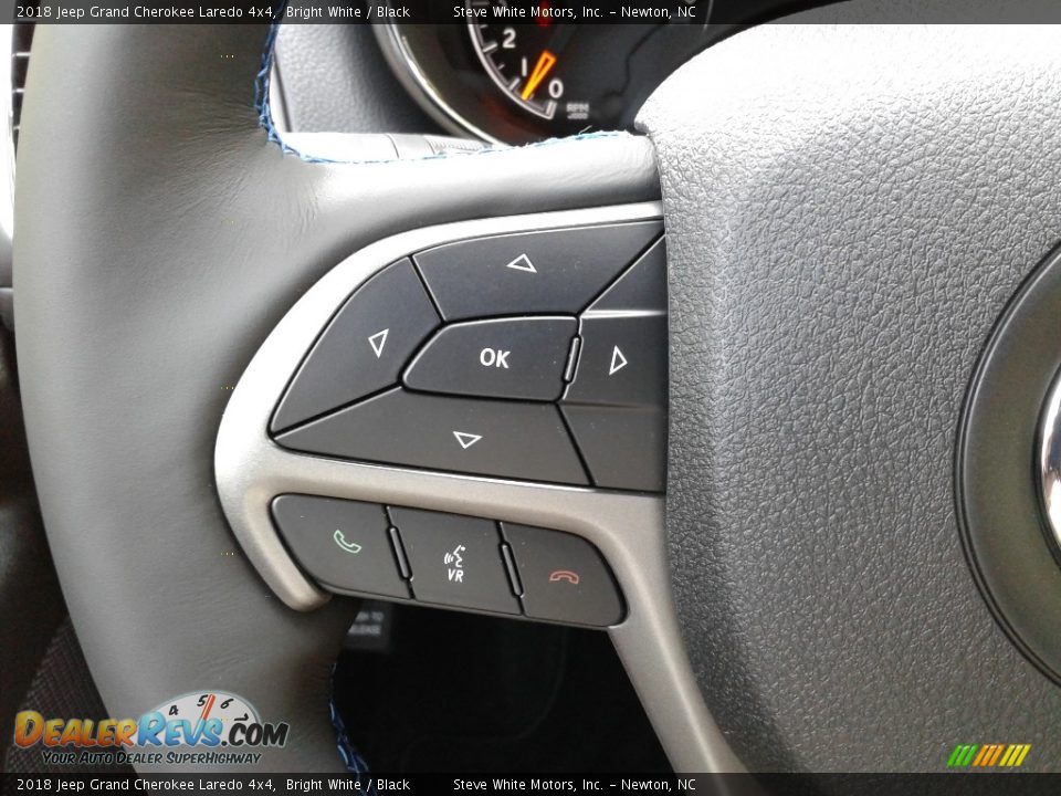 2018 Jeep Grand Cherokee Laredo 4x4 Bright White / Black Photo #18